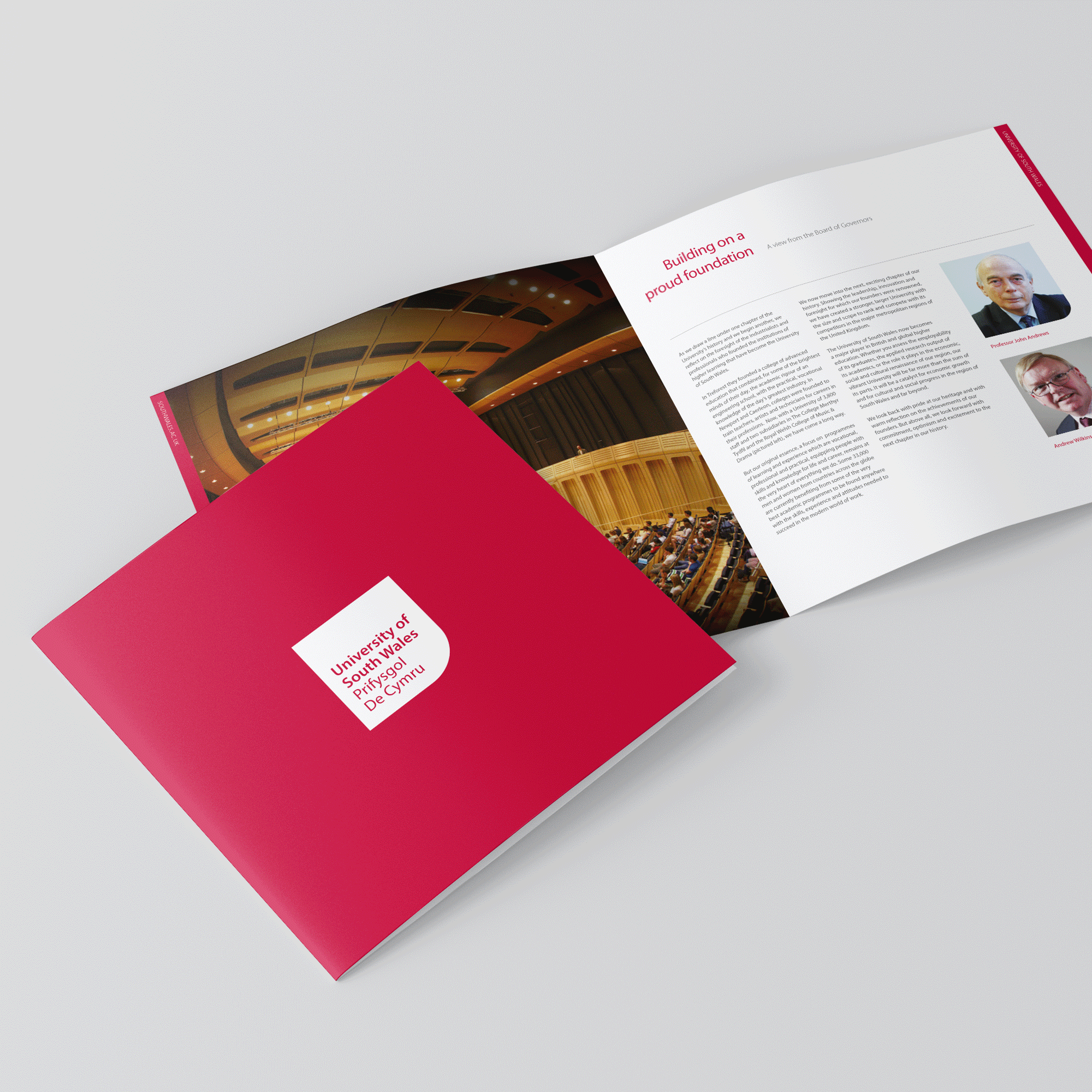 USW_Brochure_Mockup_anim